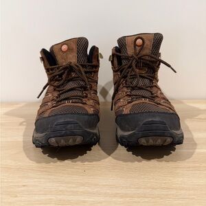 Merrell Men's Rugged Brown and Black Boots